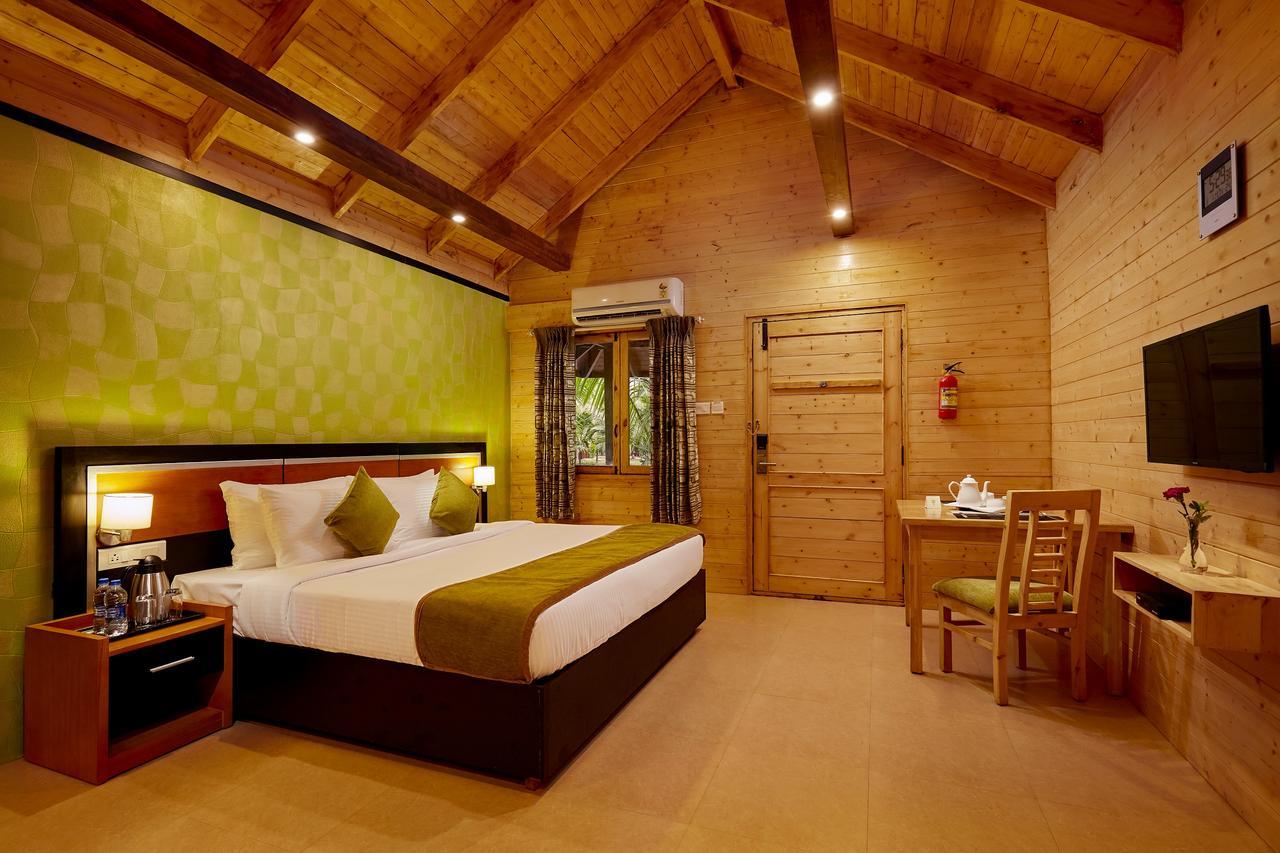 Sterling Anaikatti Hotel Varagampadi Exterior photo